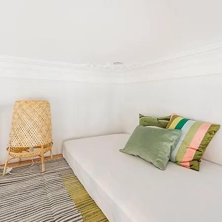 Lovely In Campanha Apartman