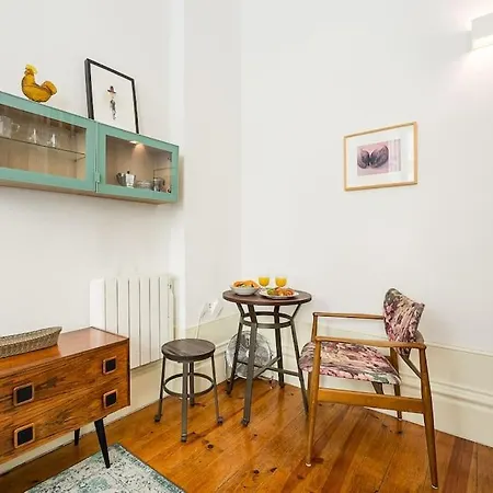 Lovely In Campanha Apartman